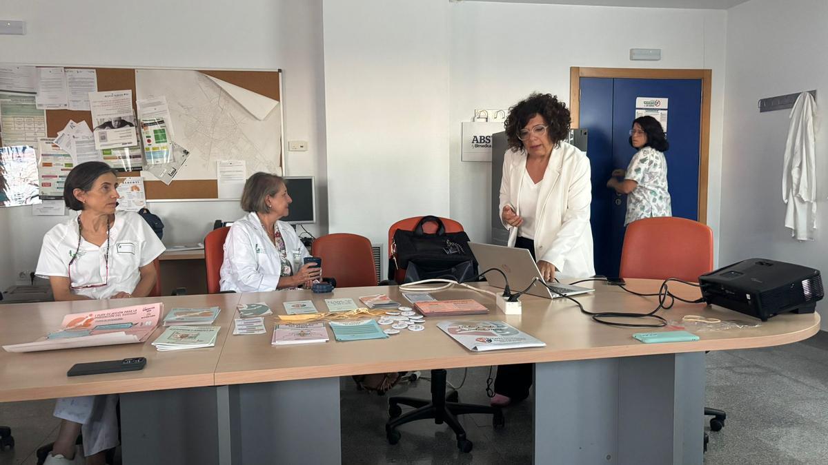 Profesionales de Feafes Almendralejo en una imagen de archivo.