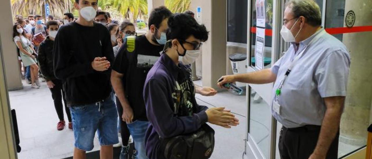 Alumnos presentados el pasado año a la EBAU en el Campus de Tafira.