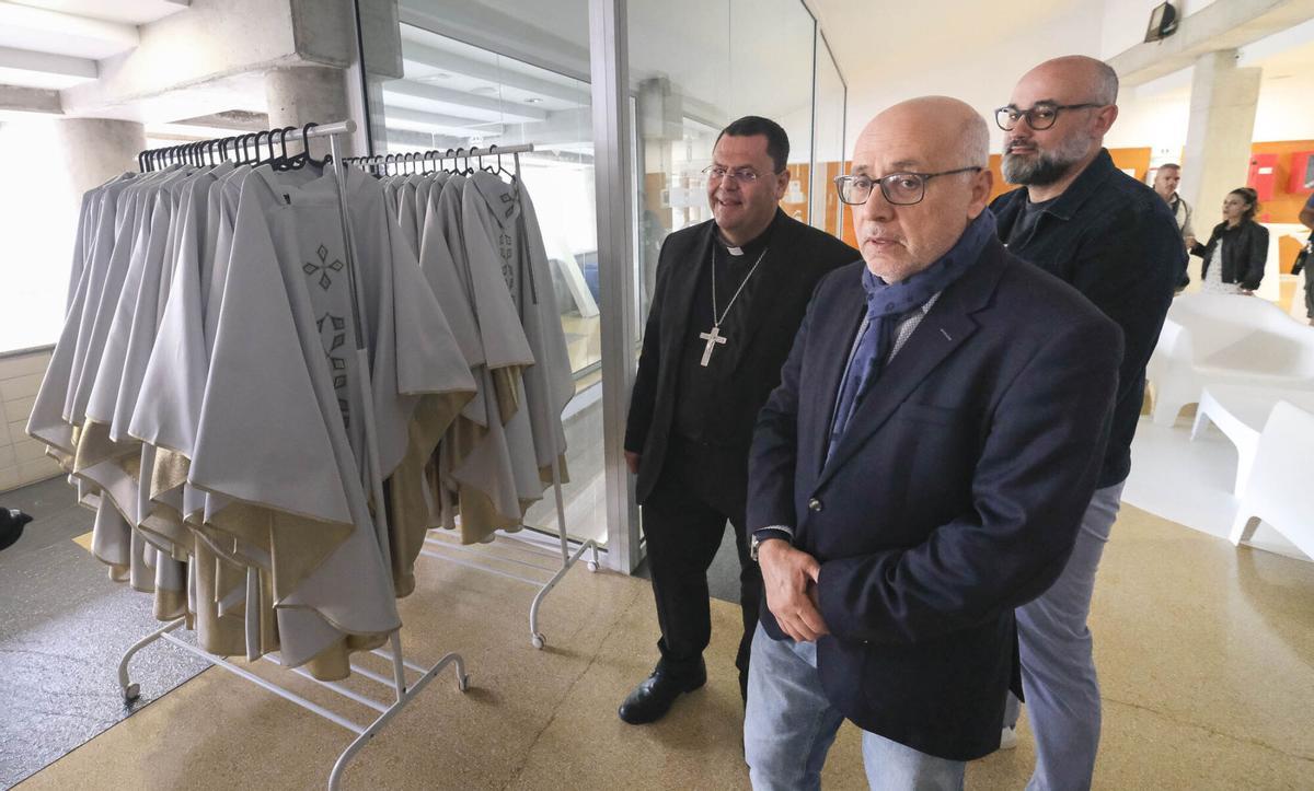 Preparativos en el Estadio de Gran Canaria para la misa del papa León XIV