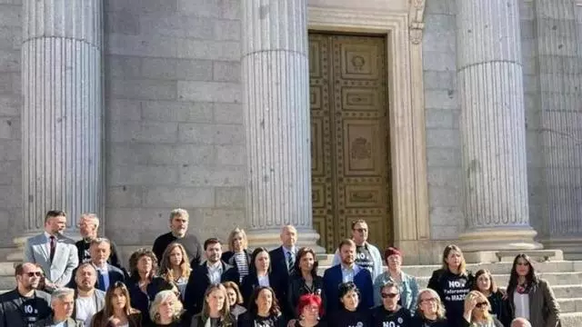 Víctimas de la dana firman la creación de la Plataforma Red Estatal de Apoyo "No olvidar la dana"