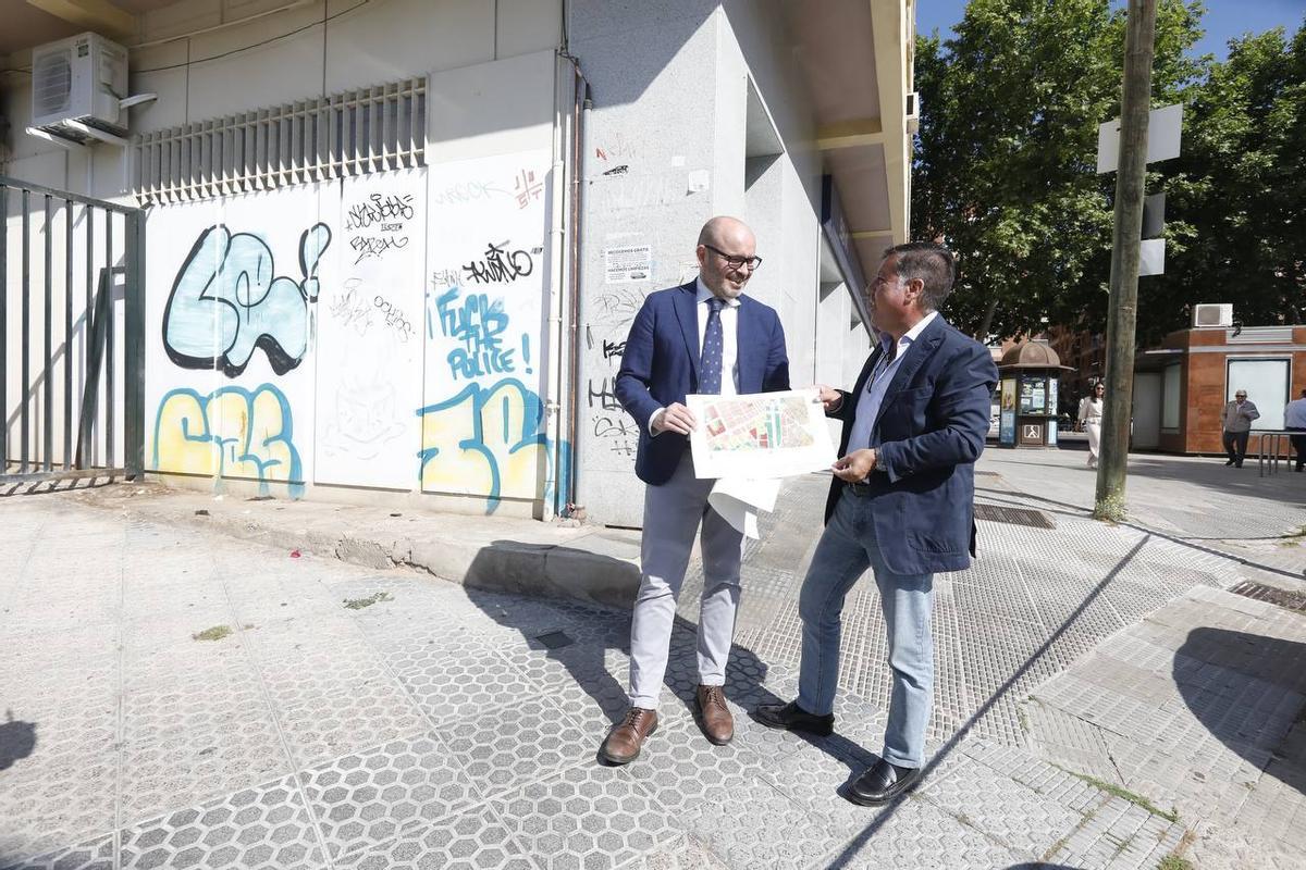 Los delegados de Accesibilidad e Infraestructuras, Bernardo Jordano y Miguel Ruiz Madruga.
