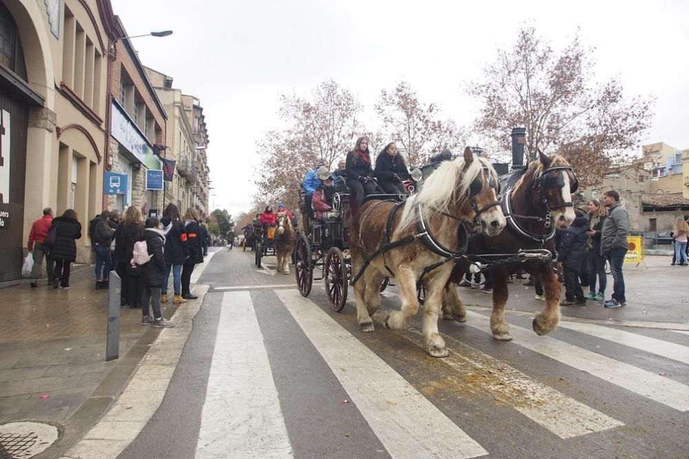 La pluja fa endarrerir la sortida dels Tres Tombs d'Igualada