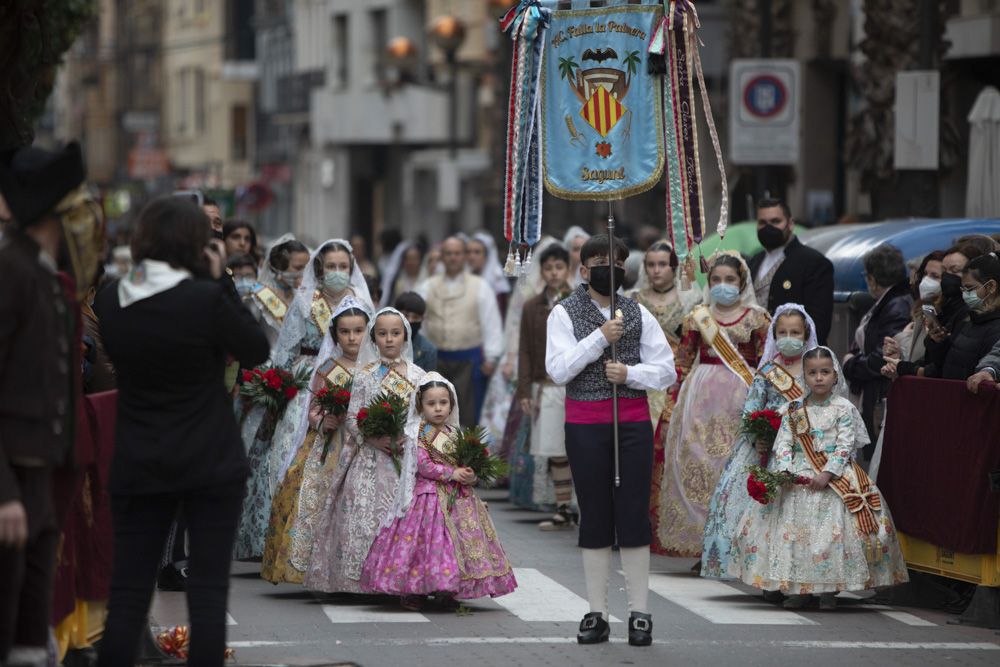 Las imágenes de la ofrenda en Sagunt.