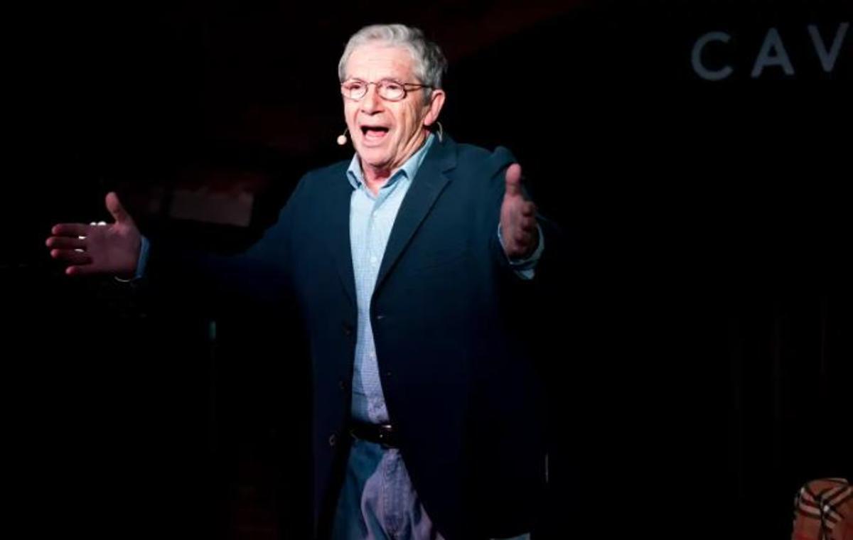 Joan Pera, durant un dels seus monòlegs.