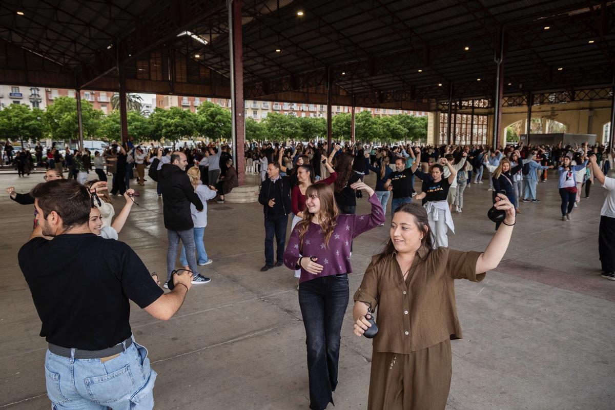 Ensayo general de la "Dansà de les Falles" 2026 (adultos)