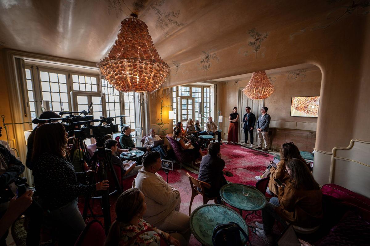 La Casa Batlló muestra la rehabilitación de otro piso de la finca, dentro del proceso de recuperación y conservación del edificio modernista diseñado por Antoni Gaudí.