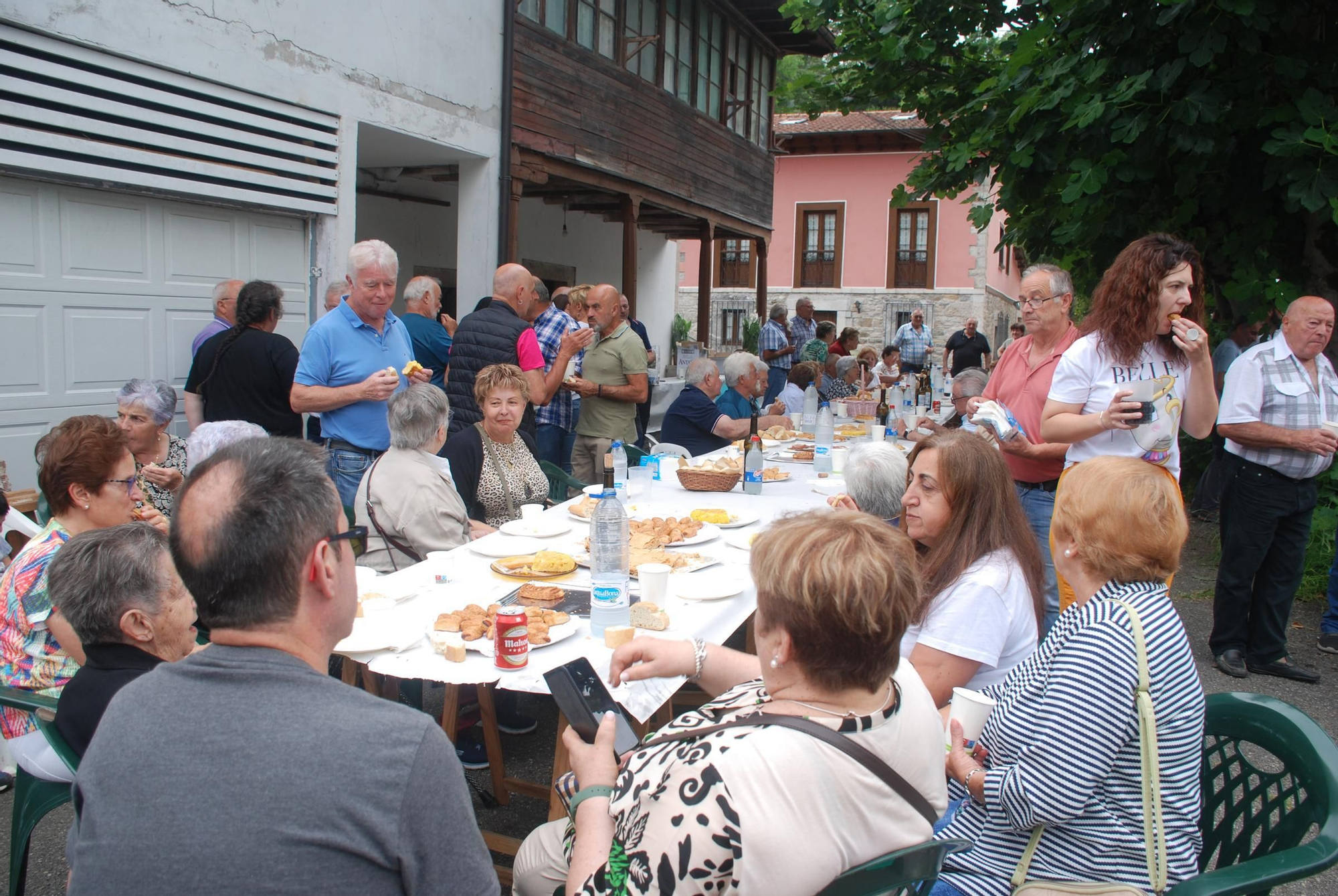 Cierra la emblemática panadería de Amieva