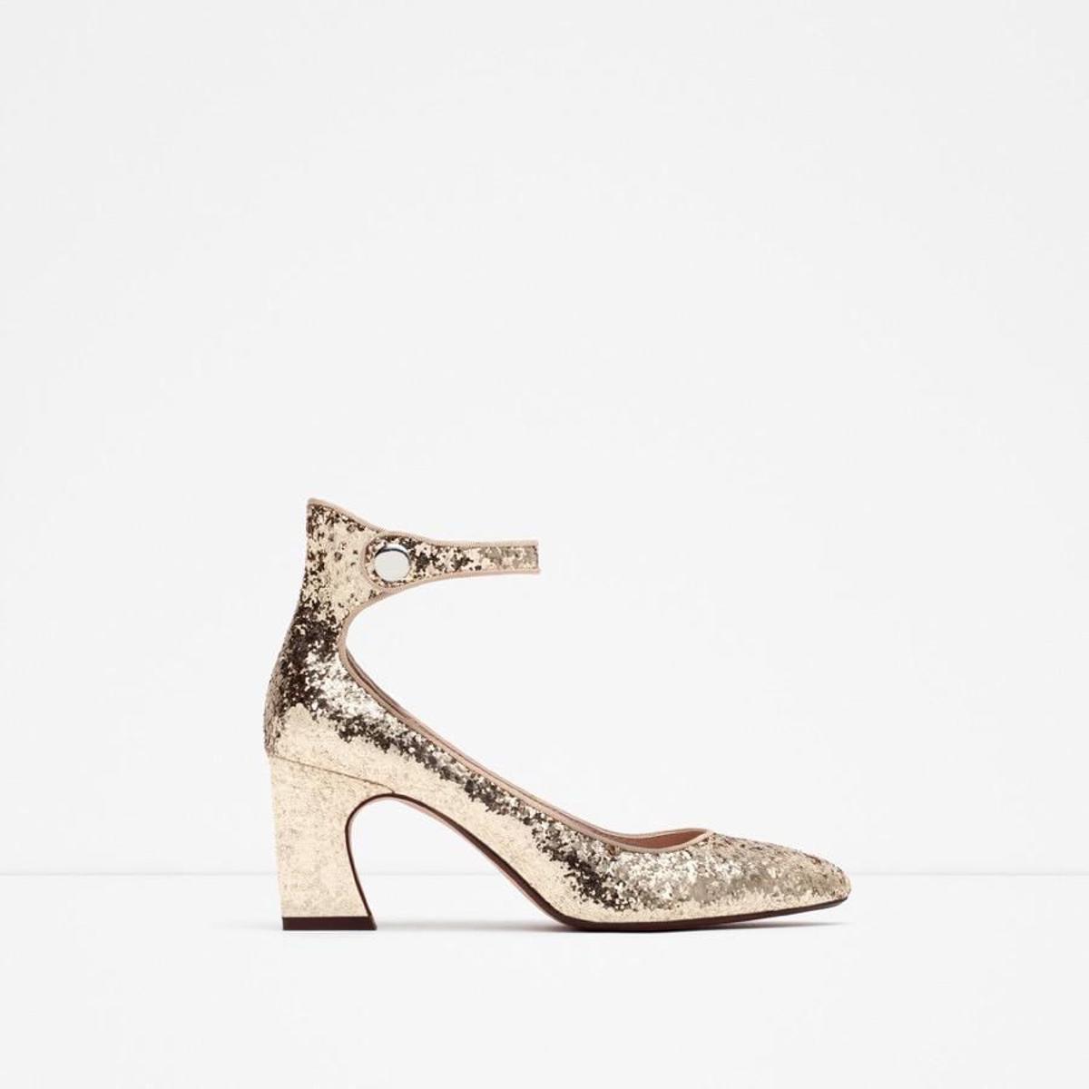 Regalos Navidad 2015: zapatos glitter dorados de Zara