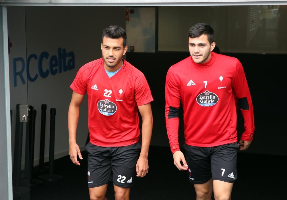 Juan Carlos Unzué dirigió el último entrenamiento antes del duelo contra los vitorianos en Balaídos.