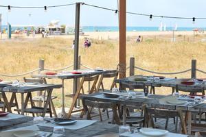 Terraza de Barracuda, en Castelldefels.