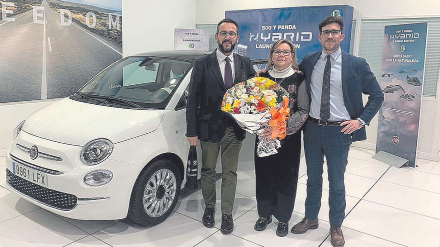 Artedo motor entrega el primer fiat 500 hybrid