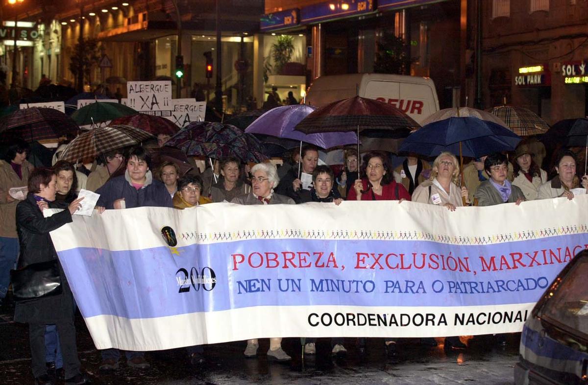 Manifestación en Vigo el 8 de marzo de 2001