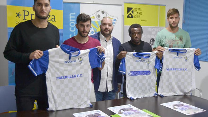 De los cuatro nuevos fichajes del Marbella, alguno debutará hoy.