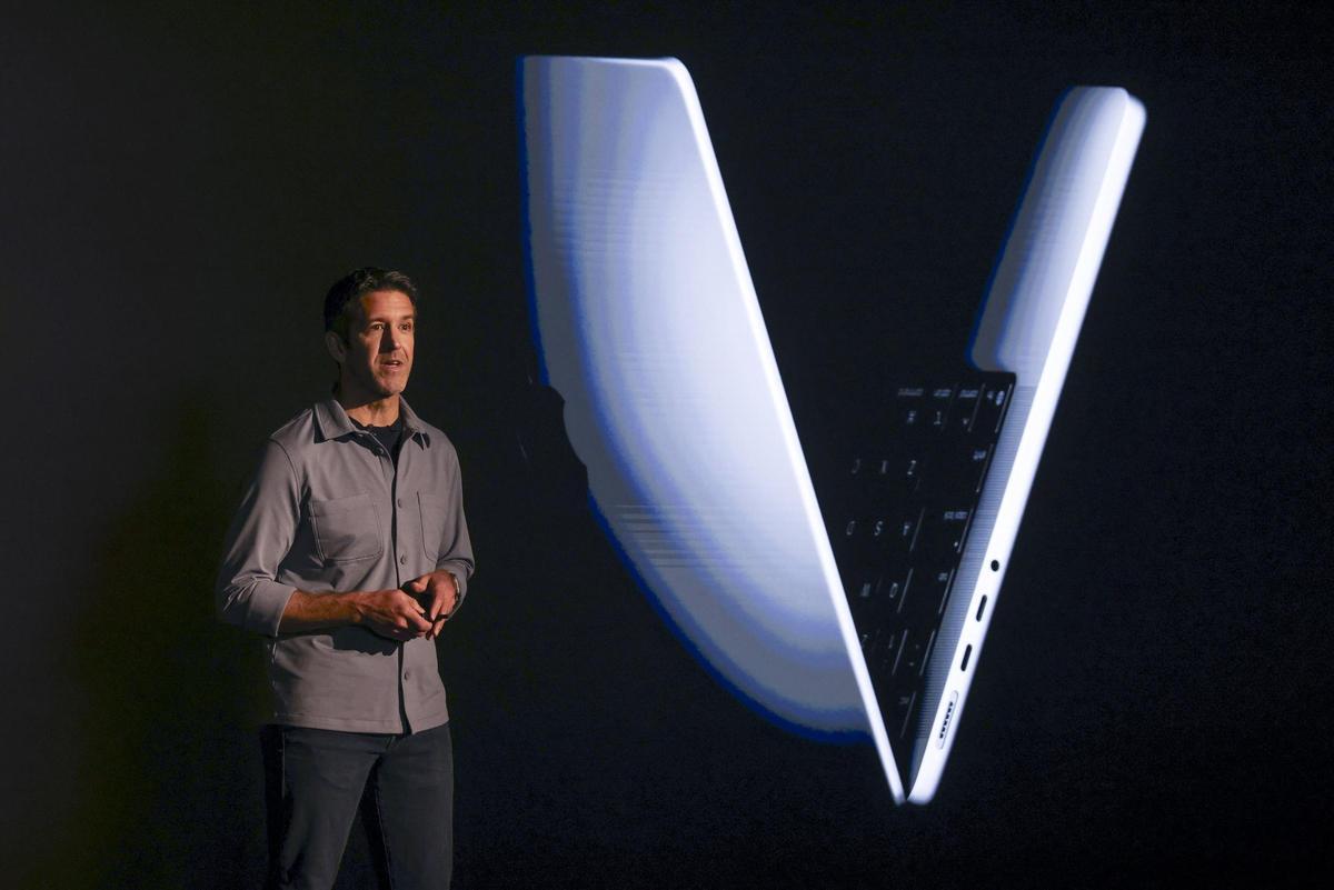 John Ternus, vicepresidente sénior de ingeniería de hardware en Apple y próximo director ejecutivo de la empresa
