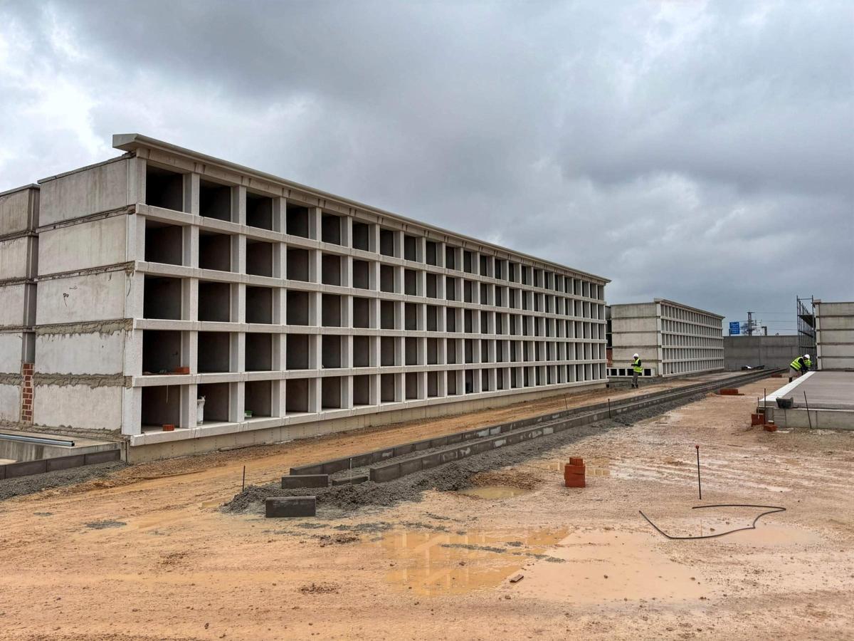 Obras de ampliación en el Cementerio General de València.