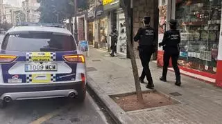 La nueva policía de barrio ya patrulla en València y lo hará también los fines de semana