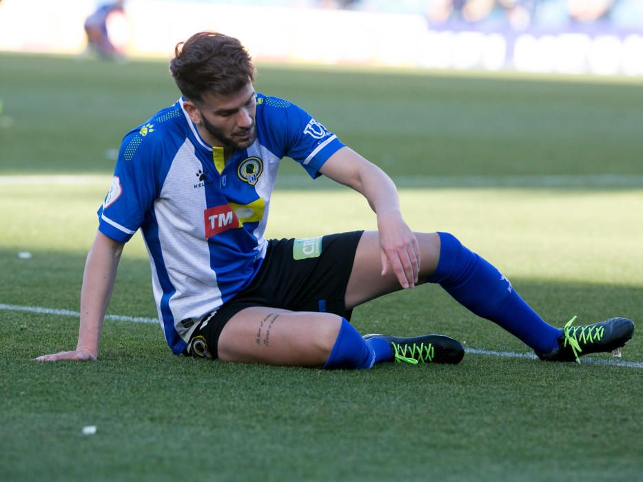 Los blanquiazules desperdician la oportunidad de huir del descenso y no pasan del empate ante un Andorra con uno menos desde el 52'