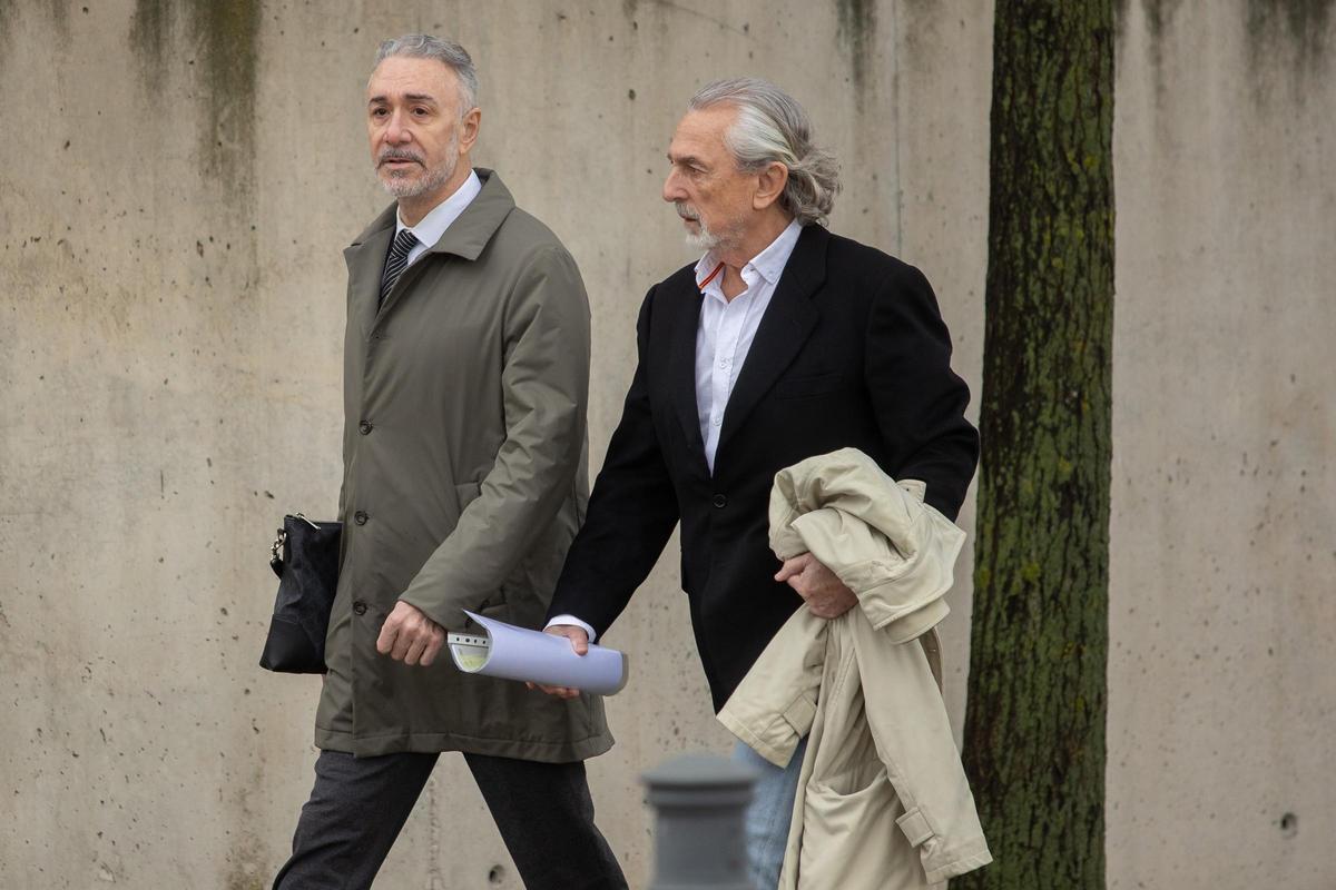 El líder de la trama Gürtel, Francisco Correa, durante el juicio por la pieza separada de 'Gürtel' referente a las adjudicaciones irregulares de la trama en la localidad madrileña de Arganda del Rey, en la Audiencia Nacional de San Fernando de Henares, a