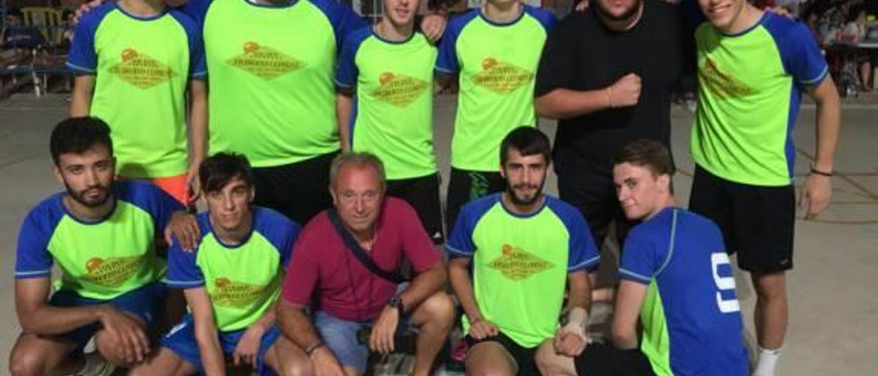 Un equipo de futbito de Xàtiva gana dos torneos en cinco días