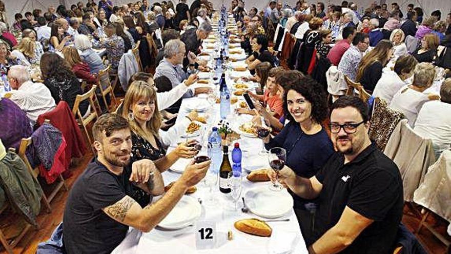 Un sopar i un concert per celebrar els 75 anys del Mercat del Lleó