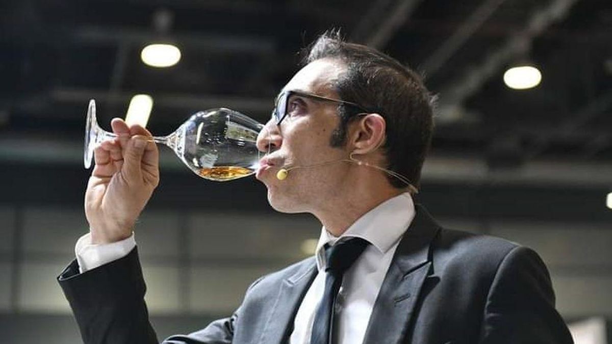 Sergio Rodríguez durante una cata.