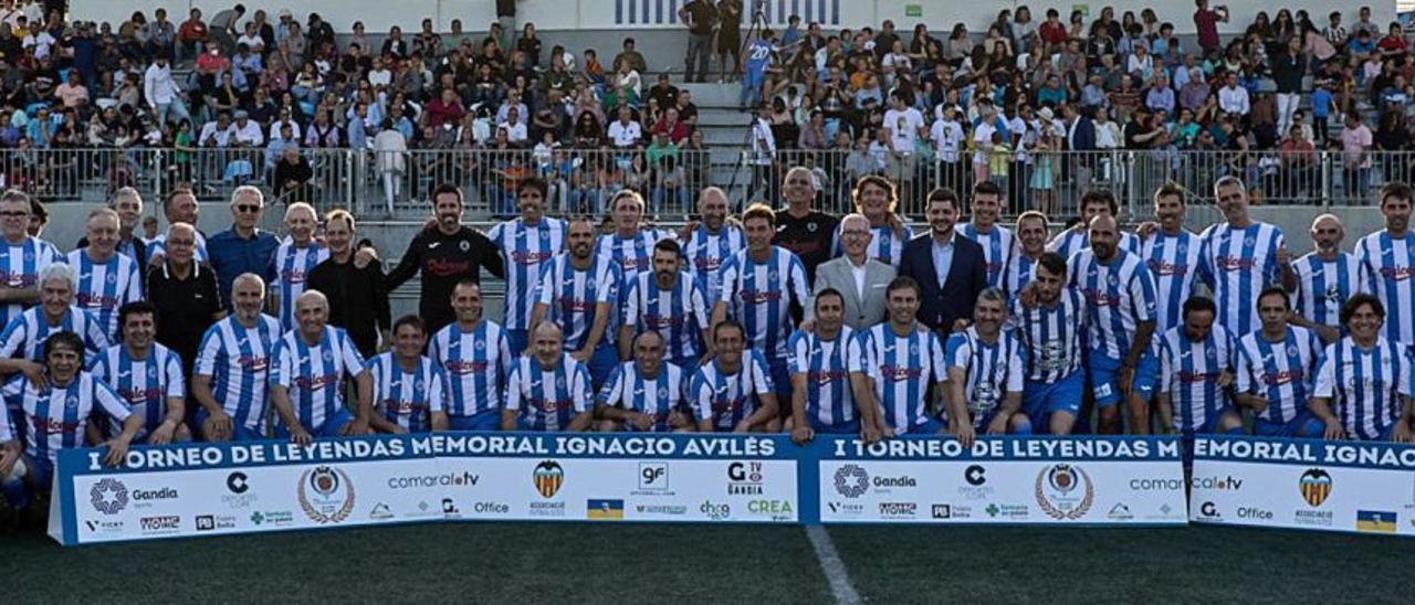 Leyendas El I Trofeo Ignacio Avilés recuerda a los que ya no están y reúne a la historia viva del CF Gandia