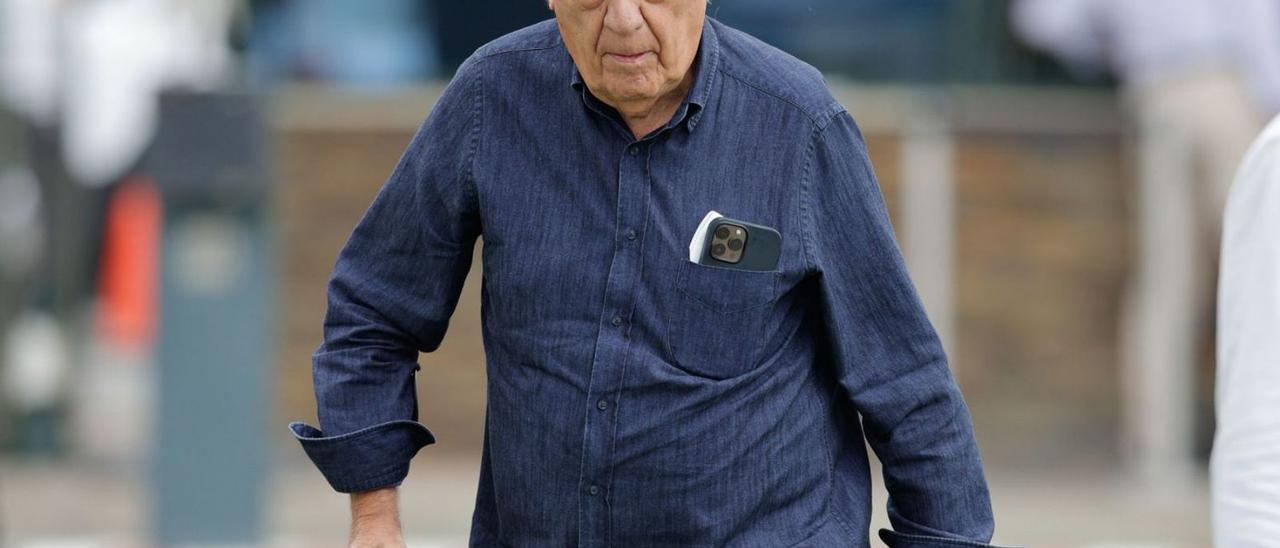 Amancio Ortega, el pasado fin de semana en Casas Novas. |   // CABALAR