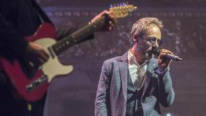 Santi Balmes, durante el concierto de Love of Lesbian, el sábado en el Liceu. 