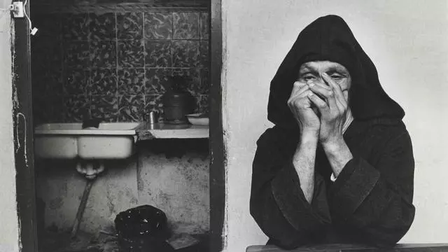 VÍDEO | El Centre Toni Catany expone la mirada comprometida de la fotoperiodista Anna Turbau