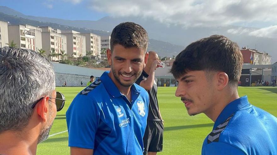 Javi Alonso y Teto Martín, ayer en Los Cuartos. | | E. D.