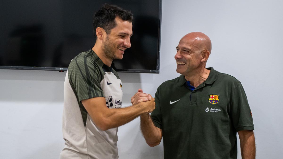 Dyego, junto al técnico Tino Pérez