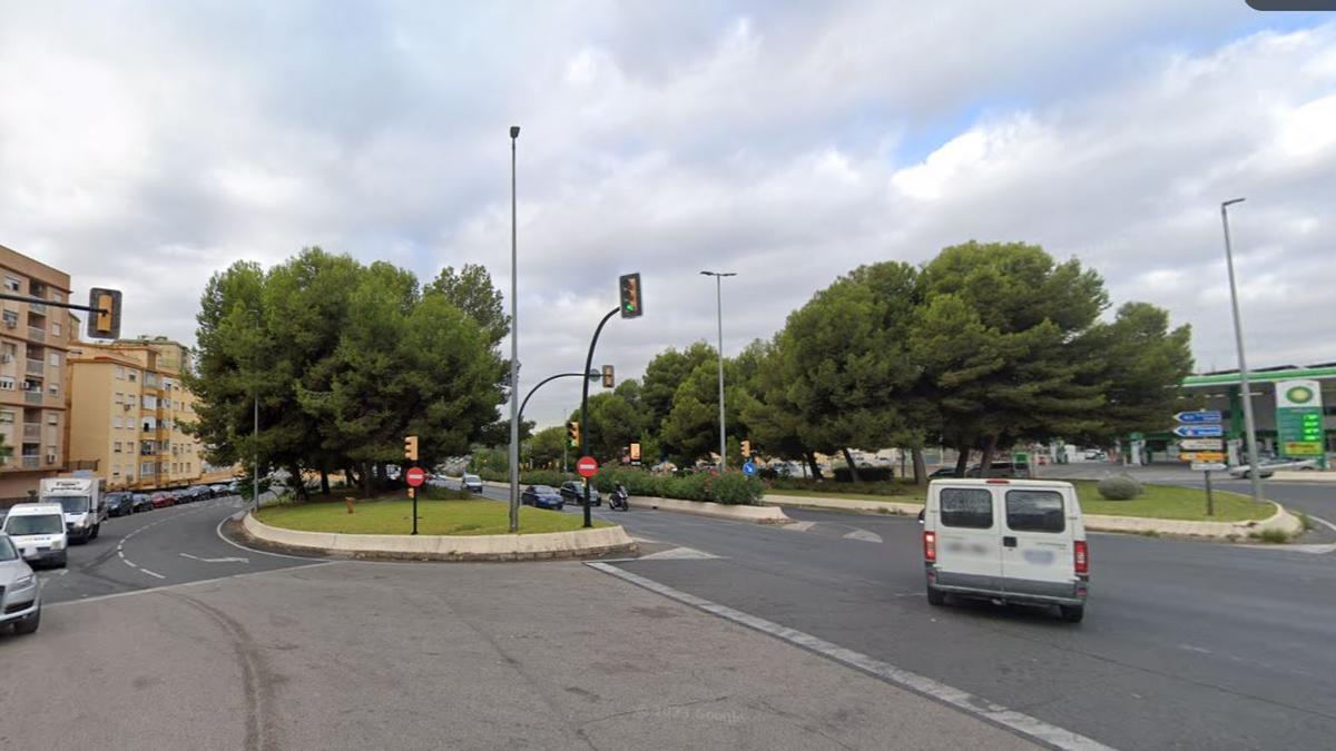 Intersección de Valle Inclán donde se plantea el soterramiento de la vía.