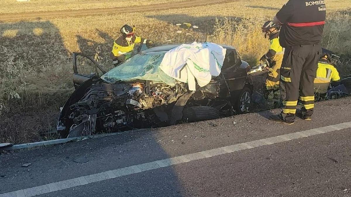 Un fallecido y un herido grave en un accidente en la carretera de Campomayor.