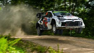 Solberg, durante un tramo en el Rally de Estonia