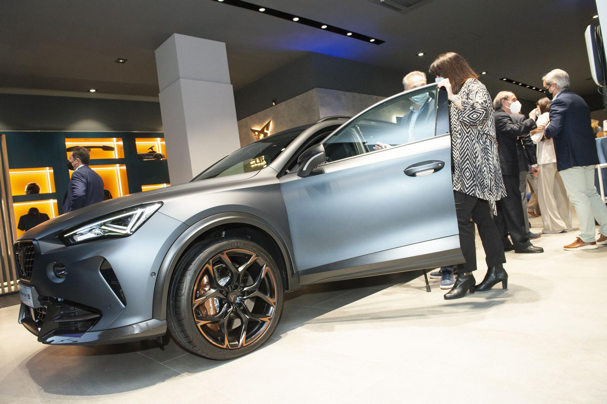 Inauguración de CUPRA City Garage Valencia by J.R. Valle, en la Avenida del Puerto de Valencia número 11