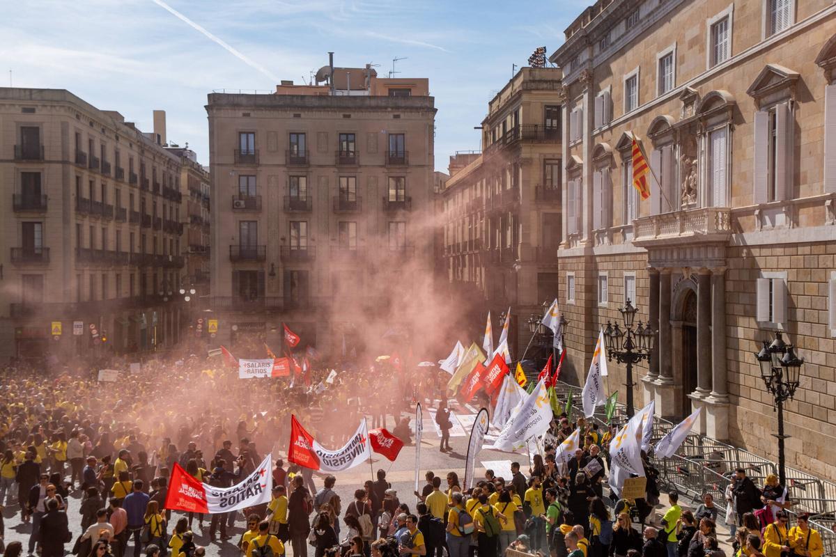 El Govern insisteix que no pensa reobrir les negociacions malgrat la gran mobilització docent