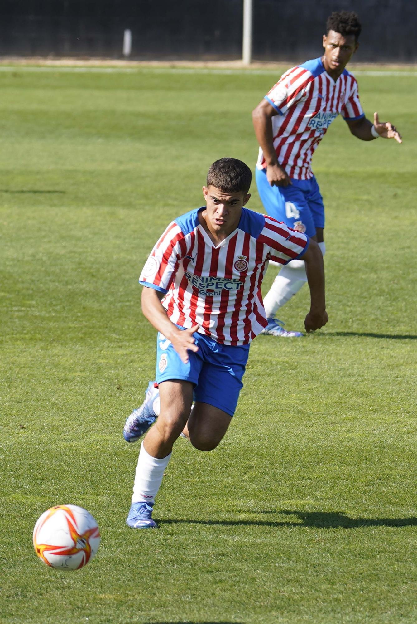 Un efectiu Figueres dona la sorpresa i s’apunta el derbi davant el Girona B