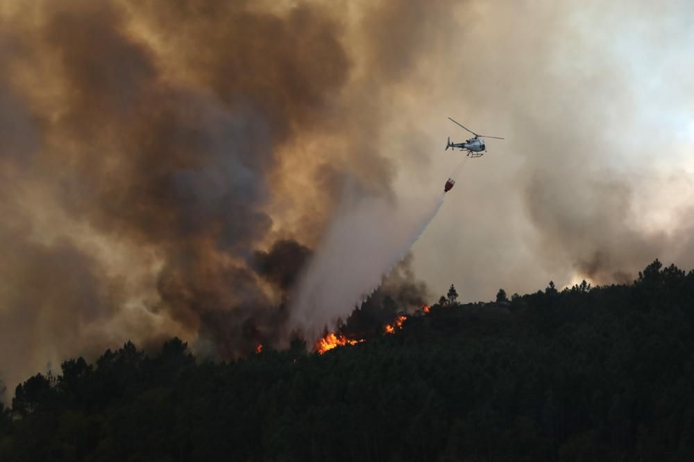 Arde la provincia de Ourense