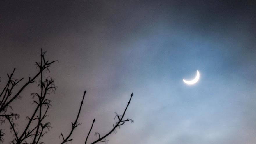 España blinda el suministro eléctrico frente al bajón de producción de las plantas solares durante el eclipse