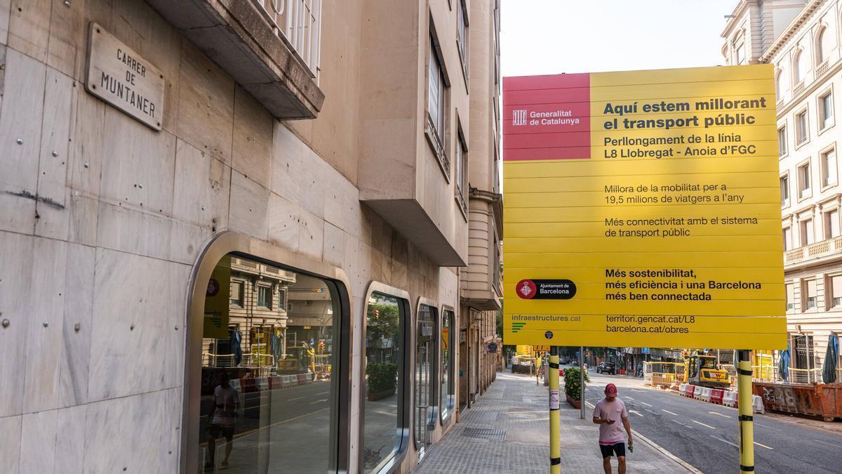El corte en la calle Muntaner, entre Marià Cubí y Laforja, empezó en agosto del año pasado y ahora se amplía una calle más allá.