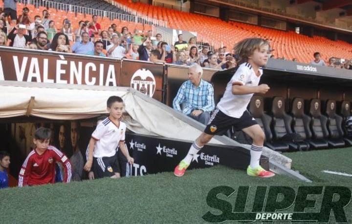 Si participaste en 'Yo pisé Mestalla' búscate en nuestra galería del martes