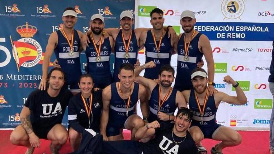 El equipo masculino de remo de la UA, campeón de España de Llaüt