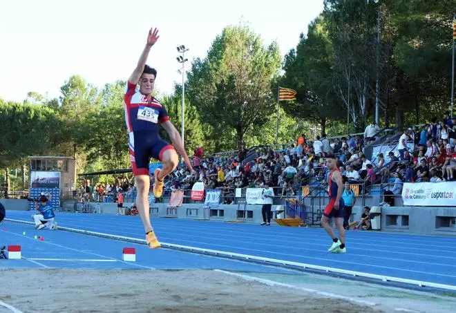 Imatges de la segona jornada dels Campionats de Catalunya absoluts i sub-23 d'atletisme celebrats a Manresa