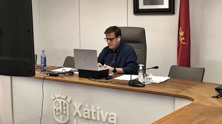 El pleno de Xàtiva da luz verde a las ordenanzas fiscales de 2021 con los votos del PSPV