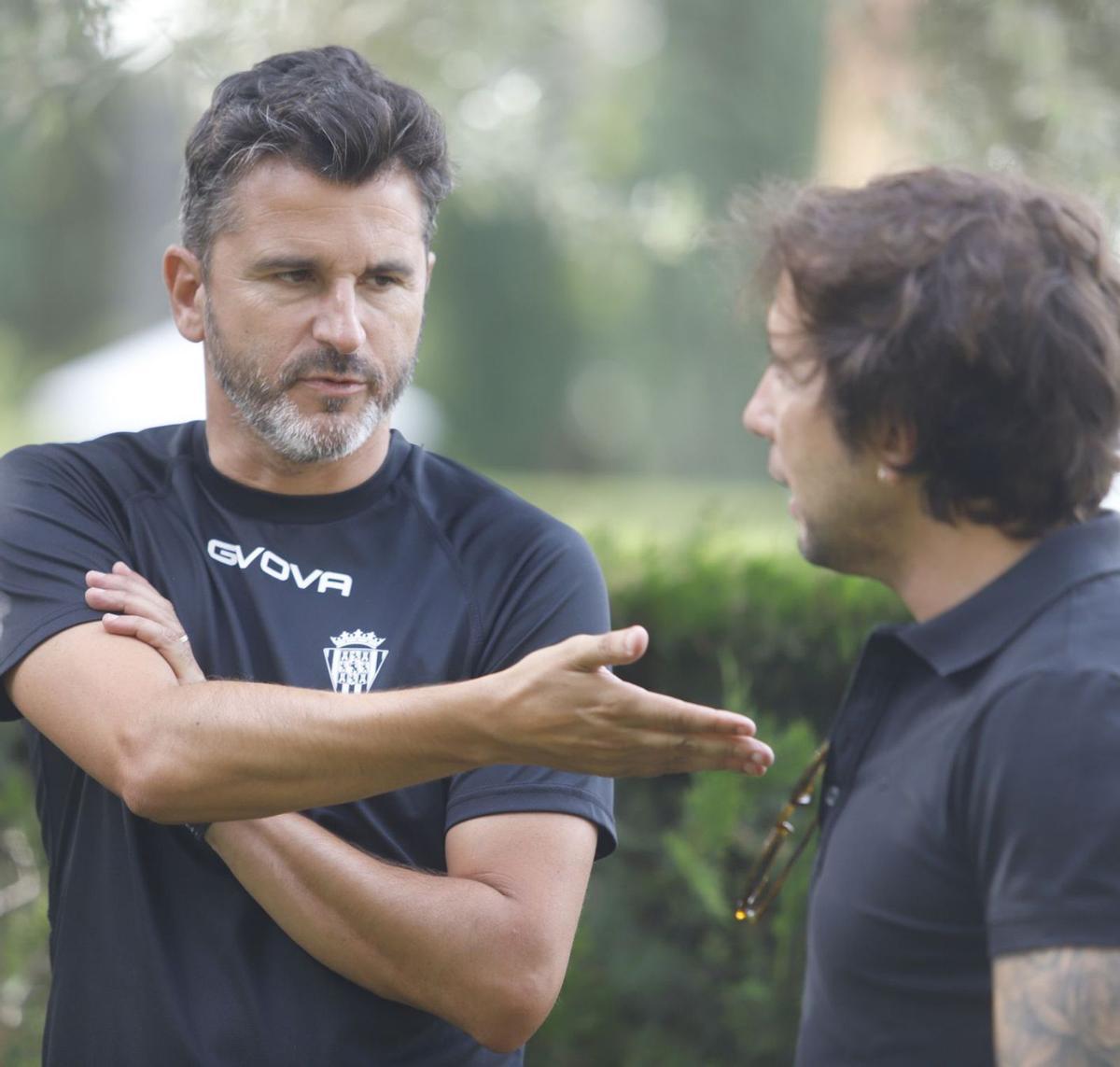 Iván Ania, junto a Raúl Cámara. | Diario de Córdoba