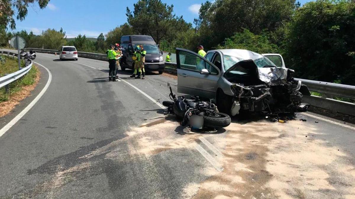 La Guardia Civil en el lugar del suceso. // FdV