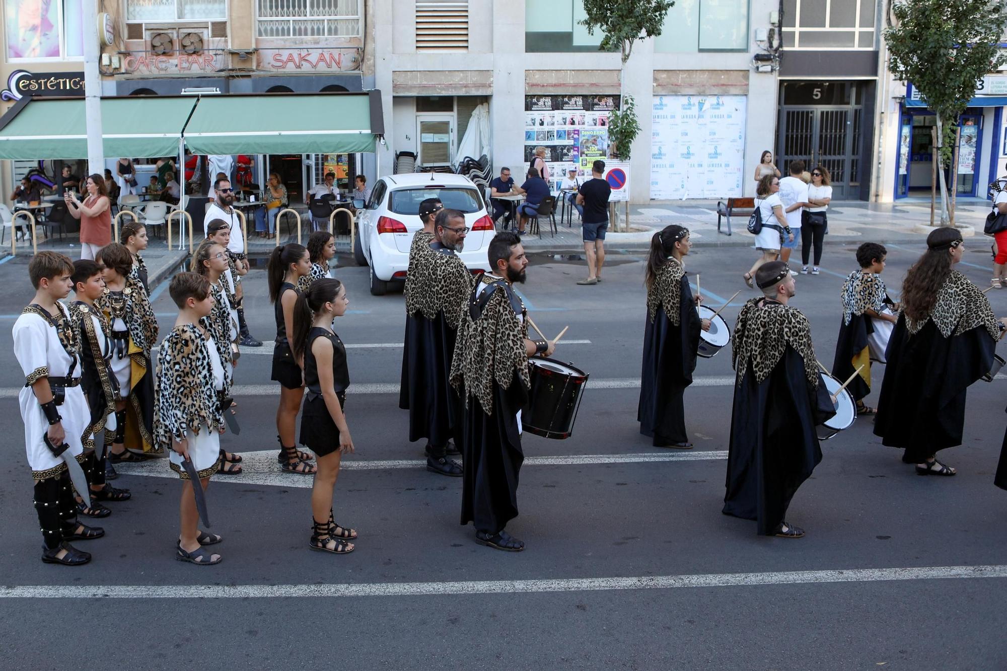 Las imágenes del desfile infantil de Carthagineses y Romanos 2023