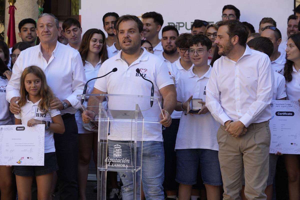 RECEPCIÓN BANDA DE MÚSICA DE ZAMORA El presidente de la Diputación de Zamora, Javier Faúndez Domínguez, acompañado por el vicepresidente, Víctor López de la Parte, recibirán a la Banda de Música de Zamora