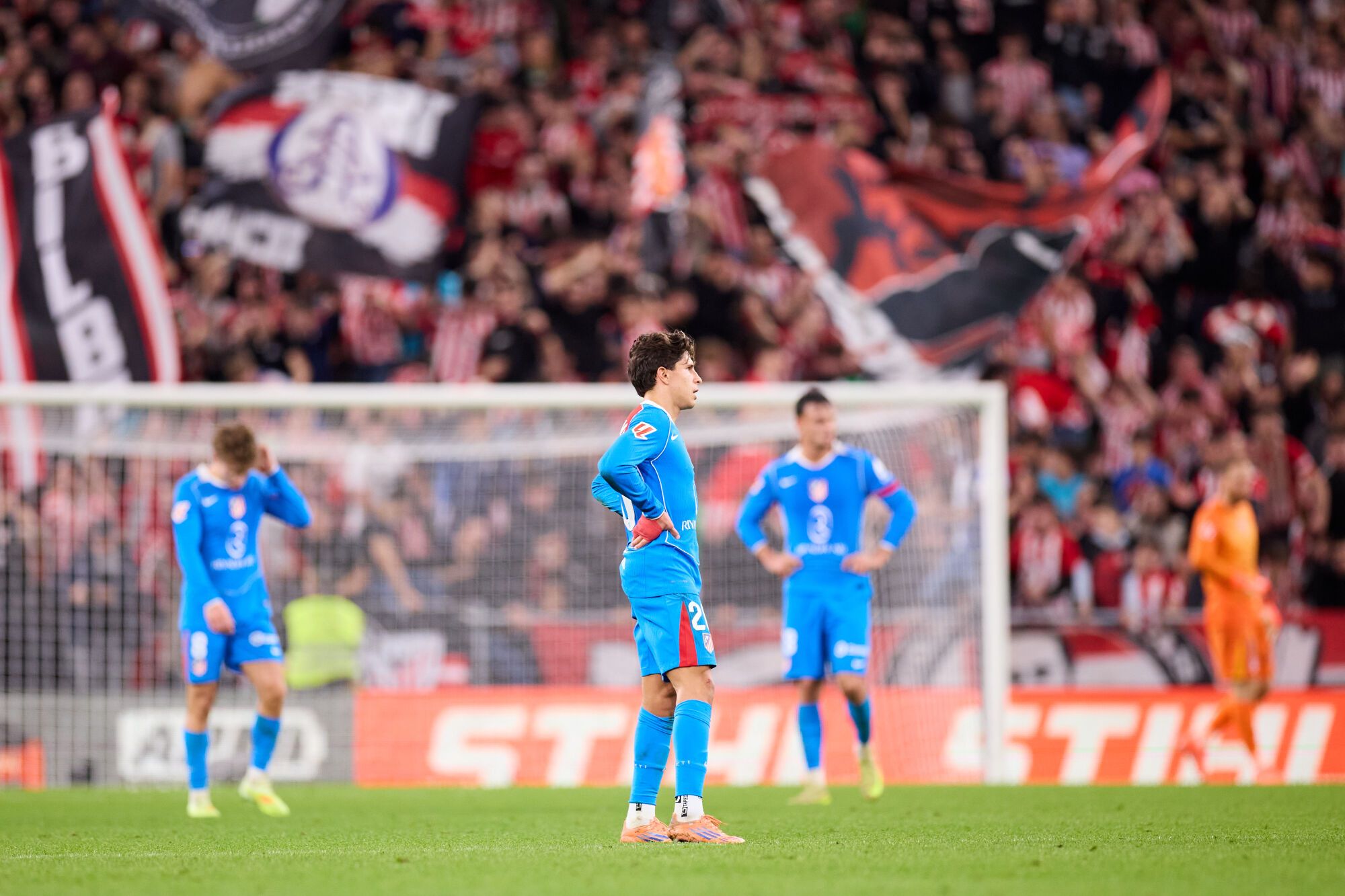 Giuliano Simeone of Atletico de Madrid reacts during the LaLiga EA Sports match between Athletic Club and Atletico de Madrid at San Mames on December 6, 2025, in Bilbao, Spain. AFP7 06/12/2025 ONLY FOR USE IN SPAIN. Ricardo Larreina / AFP7 / Europa Press;2025;SPAIN;SPORT;ZSPORT;SOCCER;ZSOCCER;Athletic Club v Atletico de Madrid - LaLiga EA Sports;