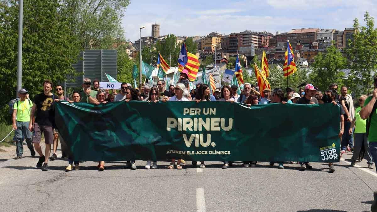 Manifestación en Puigcerdà en contra de los Juegos Olímpicos de Invierno